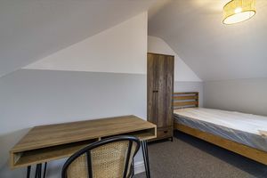 Photo 6- click for photo gallery